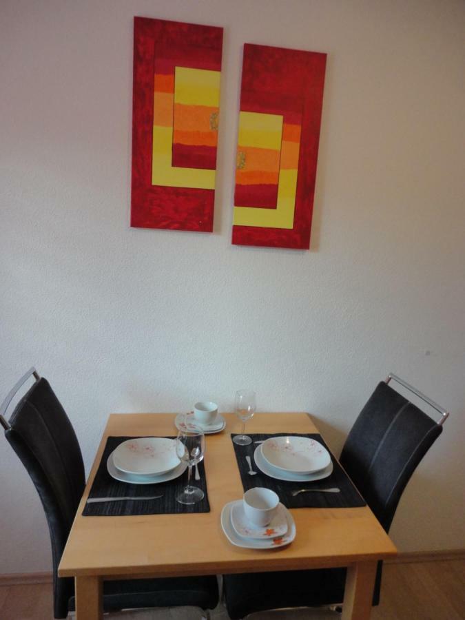Apart Kofler Apartment Langenfeld Bagian luar foto